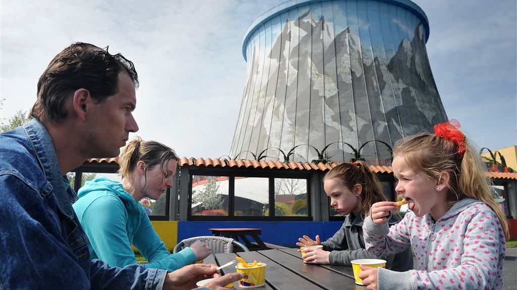 In het Duitse Kalkar werd een kerncentrale ruim 20 jaar geleden al tot pretpark omgebouwd.