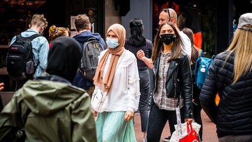De prijzen stegen harder dan de lonen, koopkracht daalt