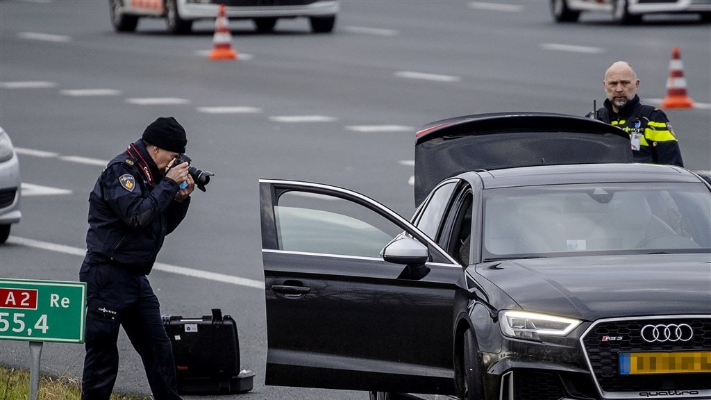 Politieonderzoek op de A2