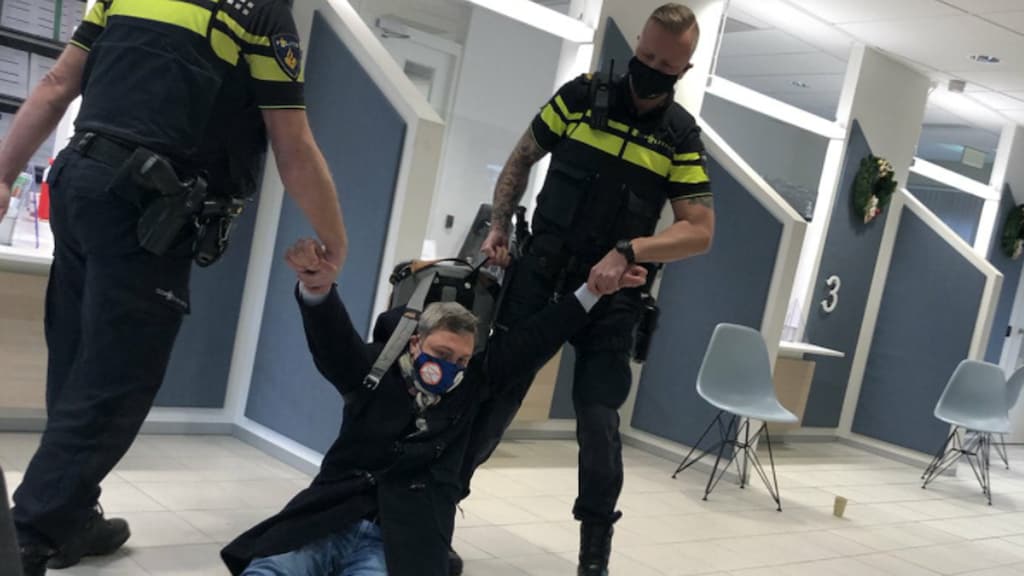 Zij liggen op straat voor het klimaat (en het lijkt te werken)