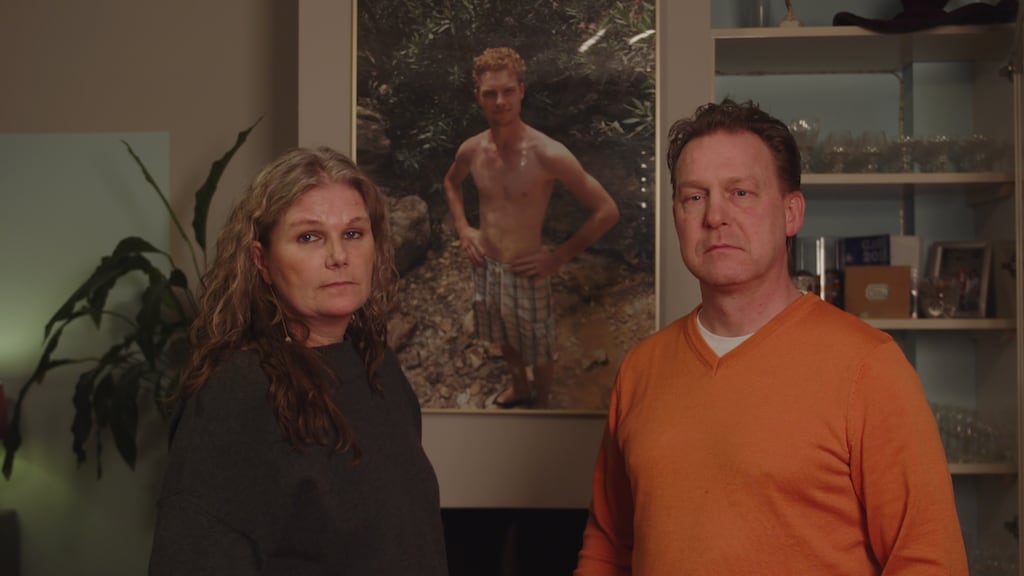 Nabestaanden kunnen vaak niet in telefoon overledene: 'Al vier jaar hopen we op antwoord'