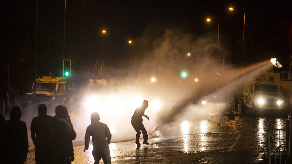 Vorig jaar braken er opnieuw rellen uit in Noord-Ierland