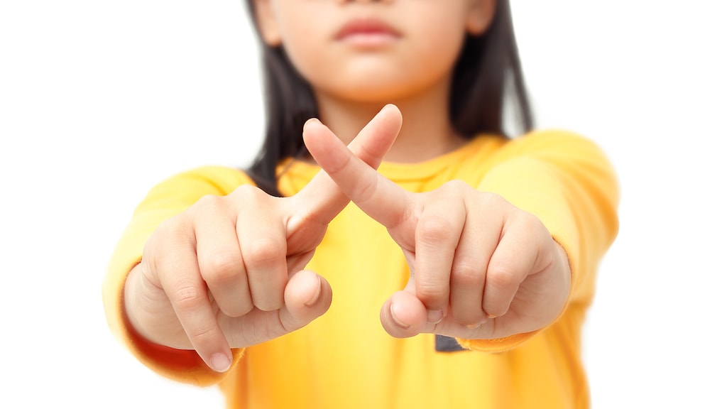 De opvoedkwestie: 'Hoe leer ik mijn dochter duidelijk nee zeggen?'