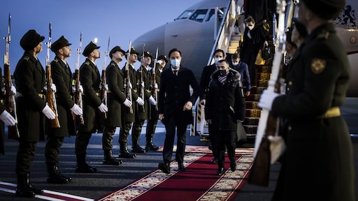 Rutte en Hoekstra in Kiev: 'Doen alles om conflict tot rust te brengen'