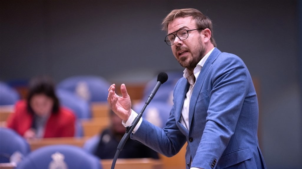 PvdA-Kamerlid Van Dijk stapt op na beschuldigingen ongewenst gedrag