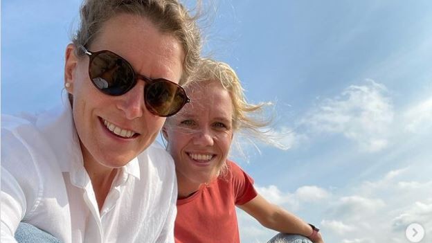  Ireen Wüst en Letitia de Jong 