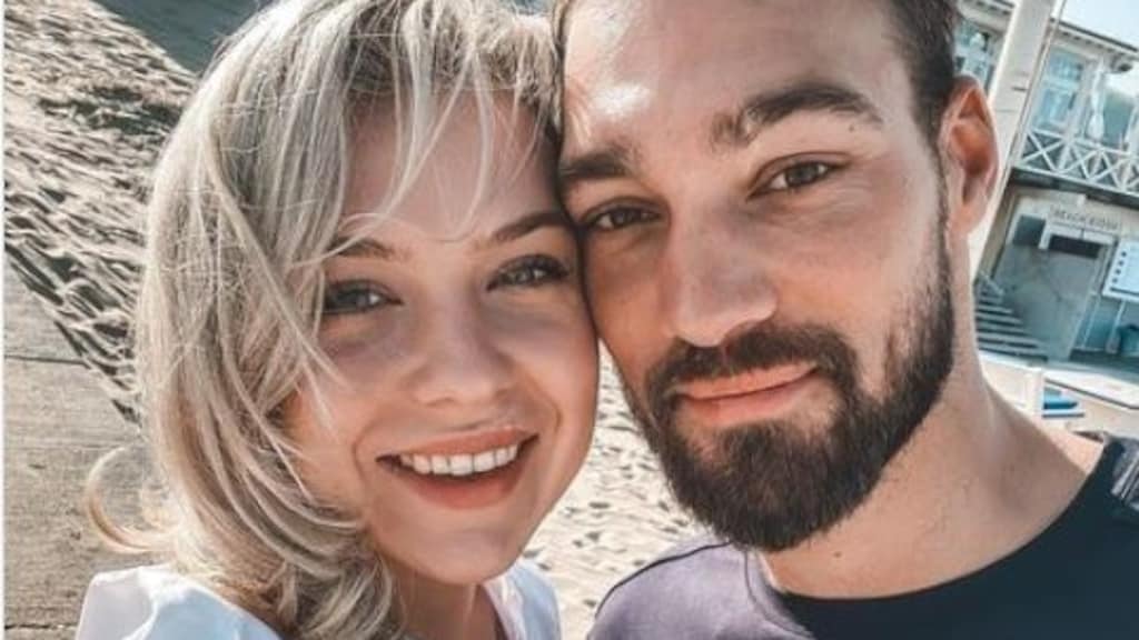 Joy Beune en Kjeld Nuis (beiden schaatsen)