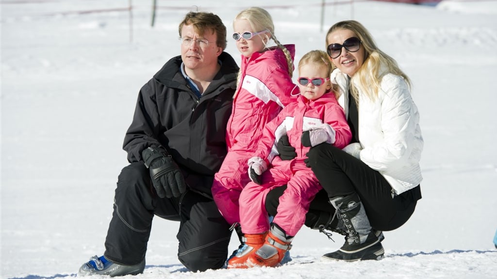 Prins Friso en prinses Mabel met hun dochters Luana en Zaria in Lech, 2011