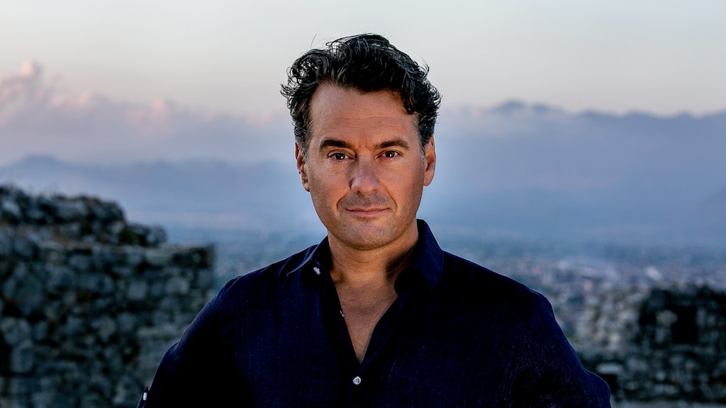 Rik geeft tekst en uitleg na kritiek op kledenopdracht in WIDM