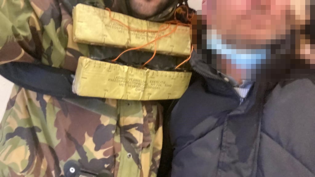 Explosief materiaal op vest gijzelnemer: 'Je moet van het ergste uitgaan'