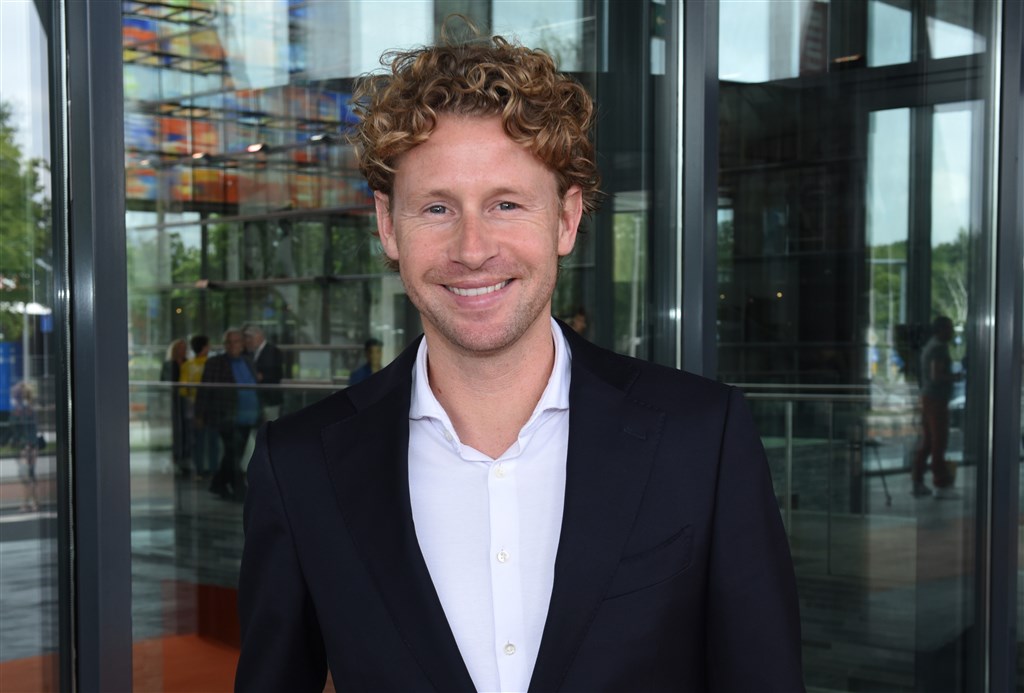 Ewout Genemans begonnen aan opnames Bureau Rotterdam: 'Benieuwd wat we mee gaan maken'