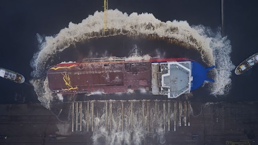 Scheepswerf in Groningen zit met Russische ijsbreker in de maag