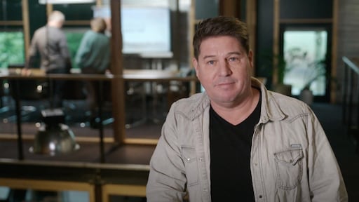 Martijn Krabbé keert terug bij RTL 4 met nieuw seizoen Uitstel Van Executie