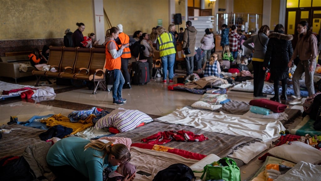 Situatie belegerd Marioepol nijpend: amper eten, weinig water, veel schuilen