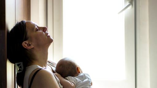 Femke: 'Ik heb net een baby, waarom zit ik niet op een roze wolk?'