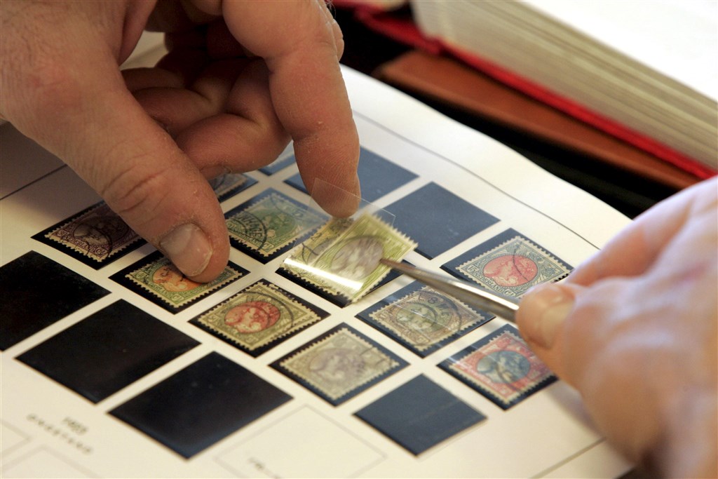 Postzegelhandeltje: 21.000 euro aan bijstand terugbetalen