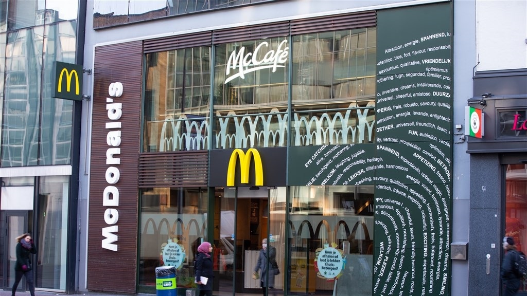 Weer een hamburgertent of dönerzaken? Kabinet wil rem zetten op fastfood