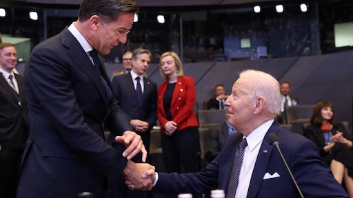 Handen schudden onmisbaar voor wereldleiders: 'Symbool voor vriendschap'