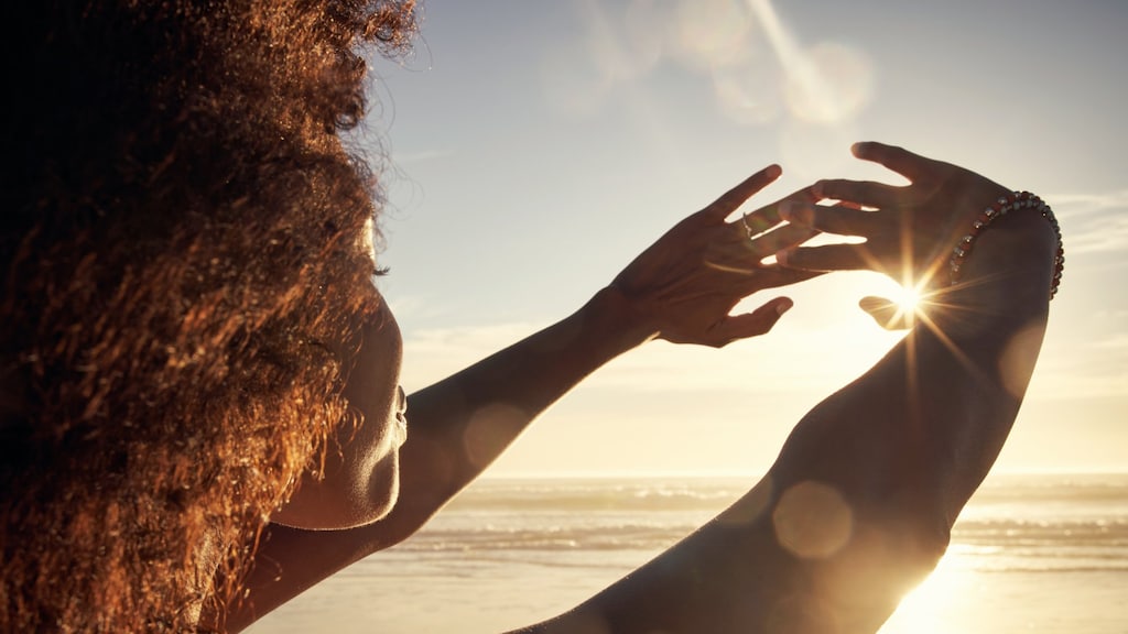 Dit doet zomertijd met je lichaam: 'Slechter slapen en minder energie'