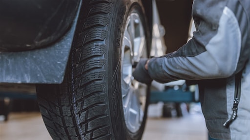 Saboterende automonteur vangt weer bot bij rechter: terecht ontslagen