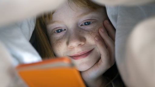 'Kinderen met een eigen mobieltje, is dat niet gevaarlijk en eng?'