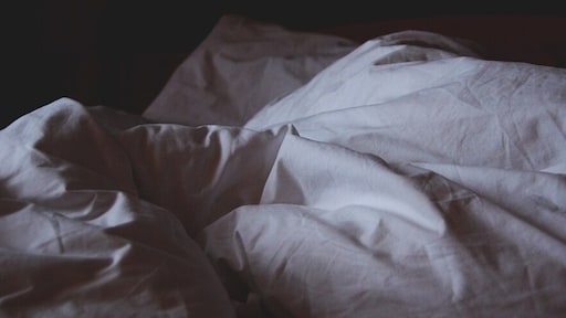 5 dingen die je niet moet doen vlak voordat je gaat slapen