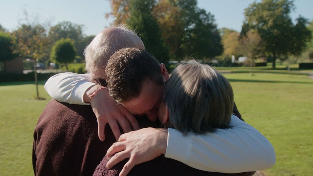 Ouders Mario ten einde raad in Verslaafd: 'Doe het alsjeblieft voor ons'