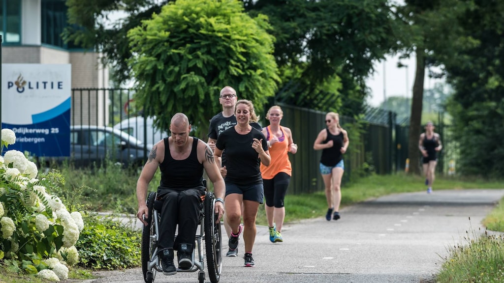 Sebastiaan is sportief, hij doet regelmatig mee aan obstacle runs.