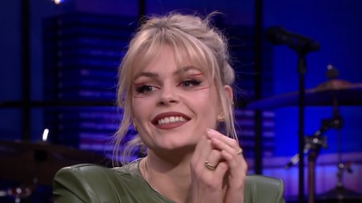 Humberto vraagt Davina Michelle naar rode strepen in gezicht: 'Ongelukje'