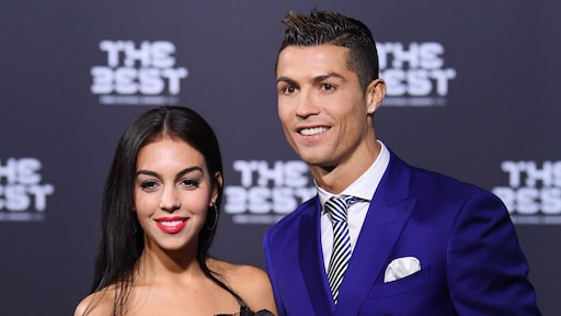 Pasgeboren zoontje Cristiano Ronaldo overleden: 'Kapot van verdriet'
