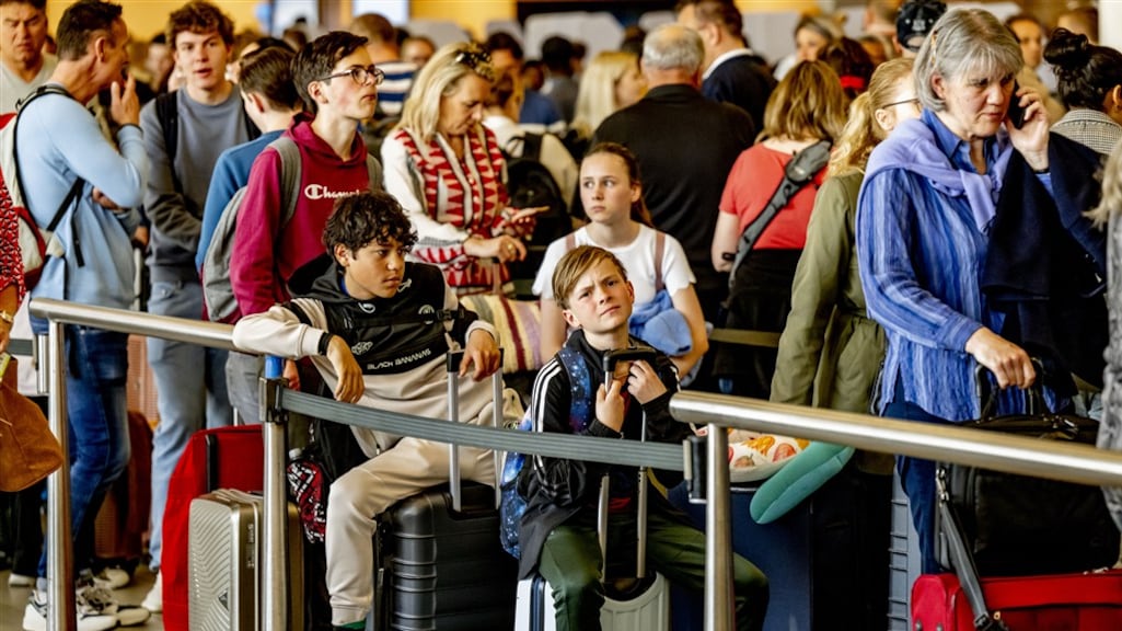 Gevolgen staking zijn groot: 110 vluchten geannuleerd, honderden vertraagd