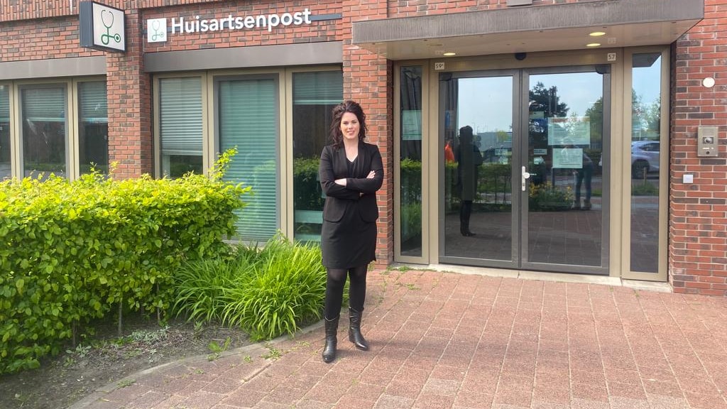 Iris Keuvelaar, locatiemanager huisartsenpost Zuid in Rotterdam