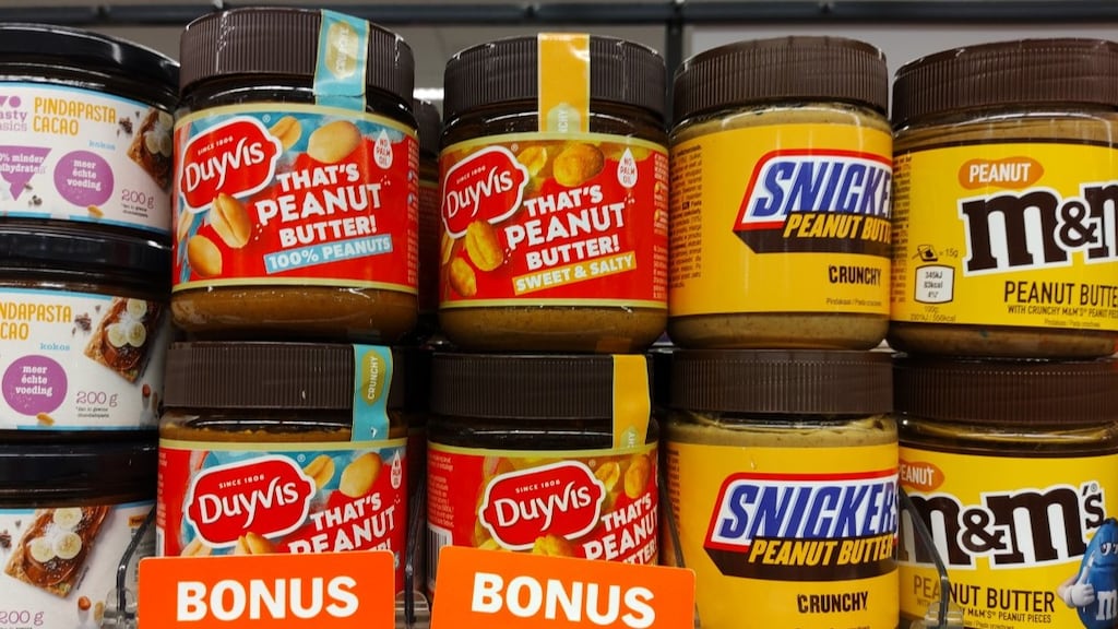 Pindakaas is er ook van Duyvis, Snickers en M&M's.