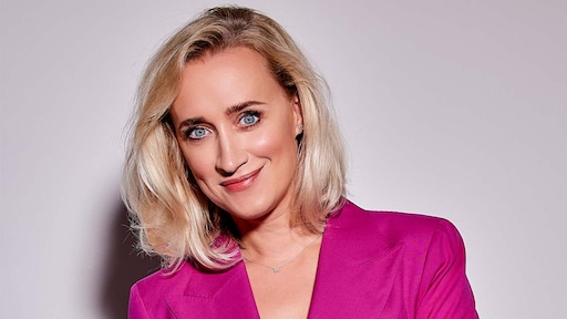 Eva Jinek toont andere kant van zichzelf op schattige jeugdfoto