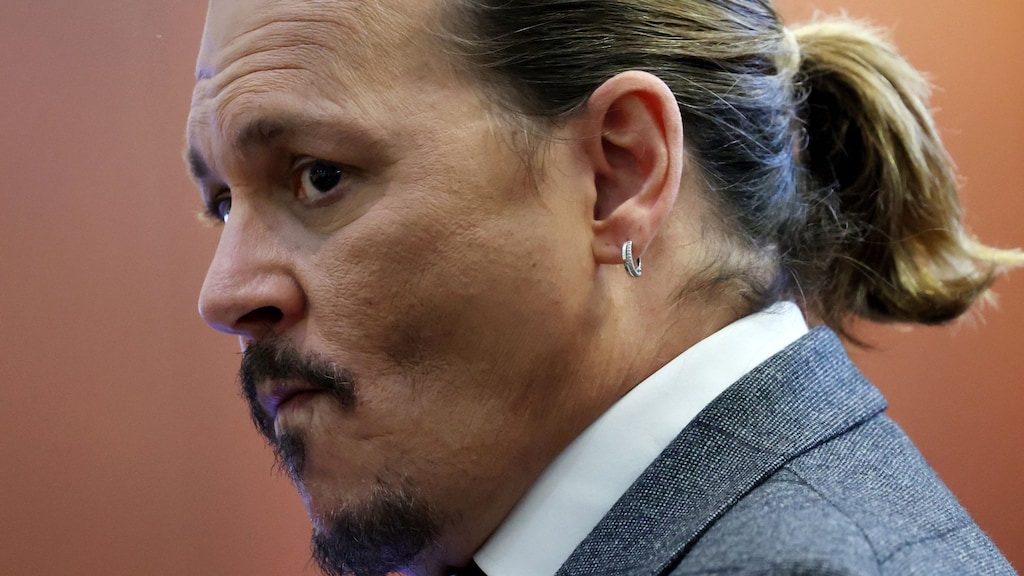 Plots weer sympathie voor Johnny Depp: 'Publieke opinie kan heel snel omdraaien'