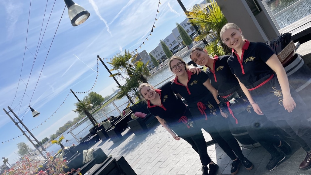 Werkgevers blij met Oekraïense krachten: 'Half woord vaak genoeg'