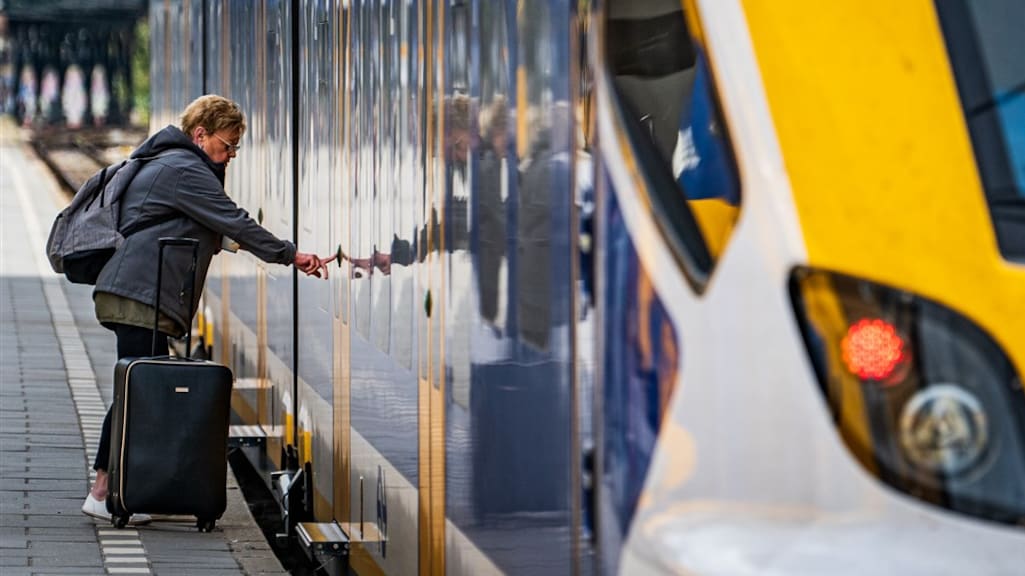 Mogelijk ook na de zomer minder treinen door personeelstekort bij NS
