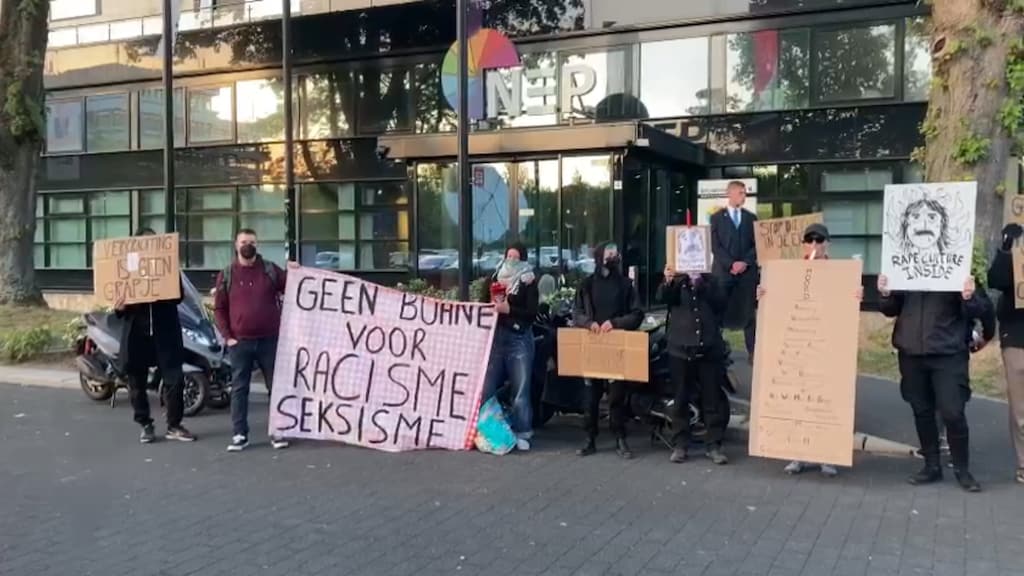 Protest voor studio Vandaag Inside: 'Geen bühne voor seksisme'