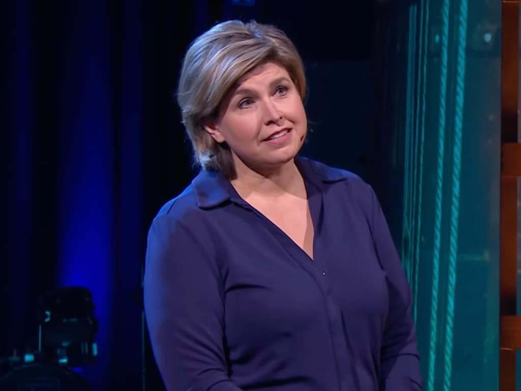 Even tot hier-kijkers prijzen Angela de Jong om verrassingsoptreden