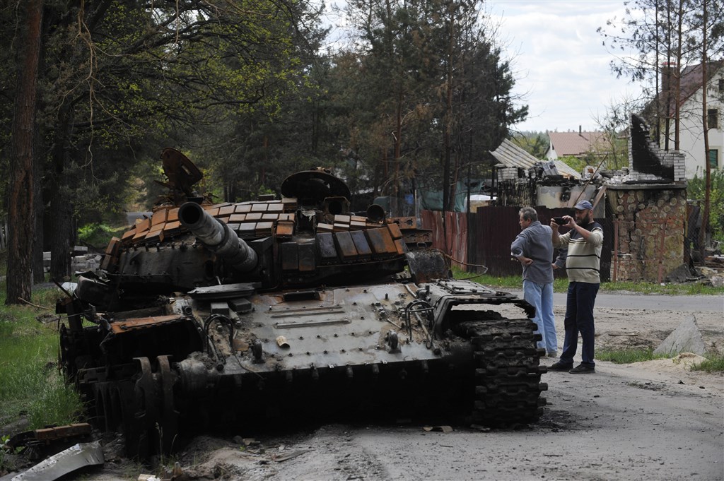 Zeldzame oorlogskritiek op staats-tv Rusland: 'Situatie wordt slechter'