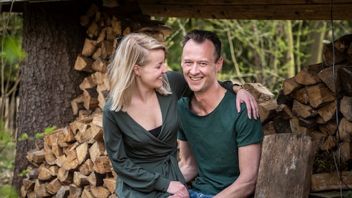 Jouke en Karlijn uit Boer zoekt Vrouw genieten van baby: 'Wil er zo nog wel tien!'