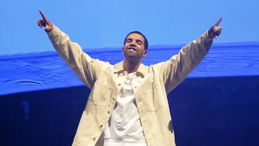 Drake verliest bijna kwart miljoen door zege Max Verstappen