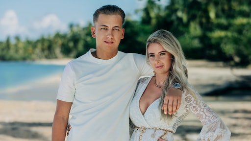 Jaloers koppel doet zijn intrede in Temptation Island-villa