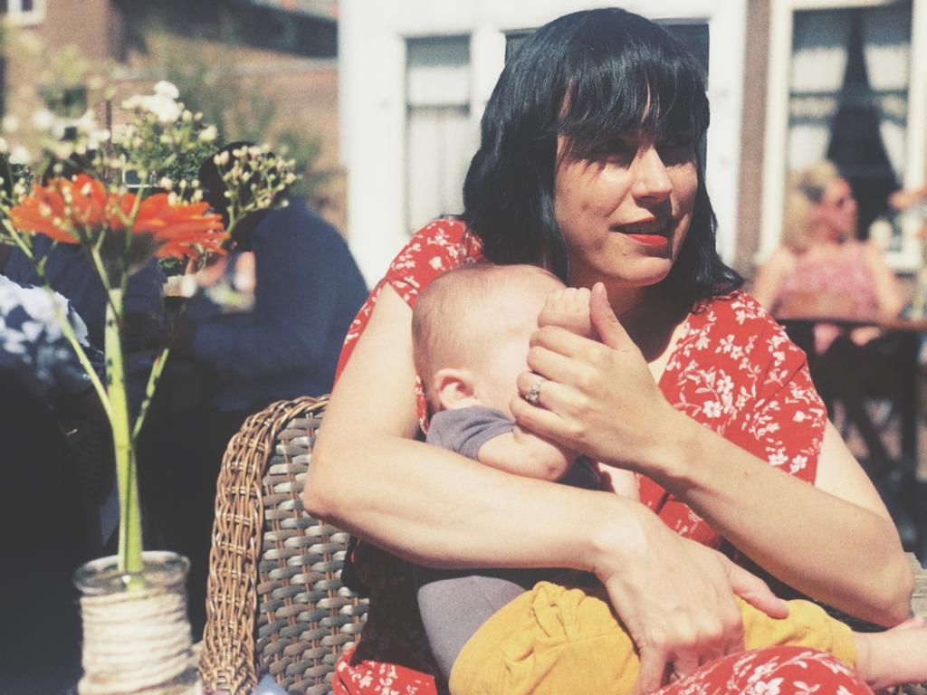 Zwangerschapsdiscriminatie: 'Niemand zou moeten kiezen tussen kind of carrière'