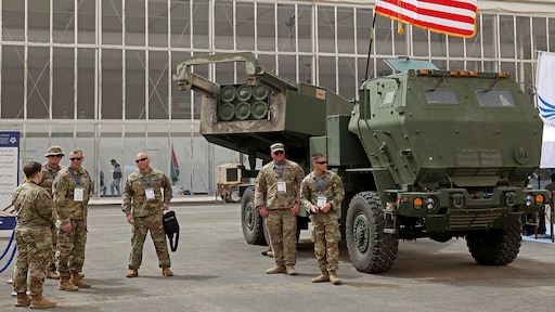 Dit is het wapen dat president Biden naar Oekraïne stuurt