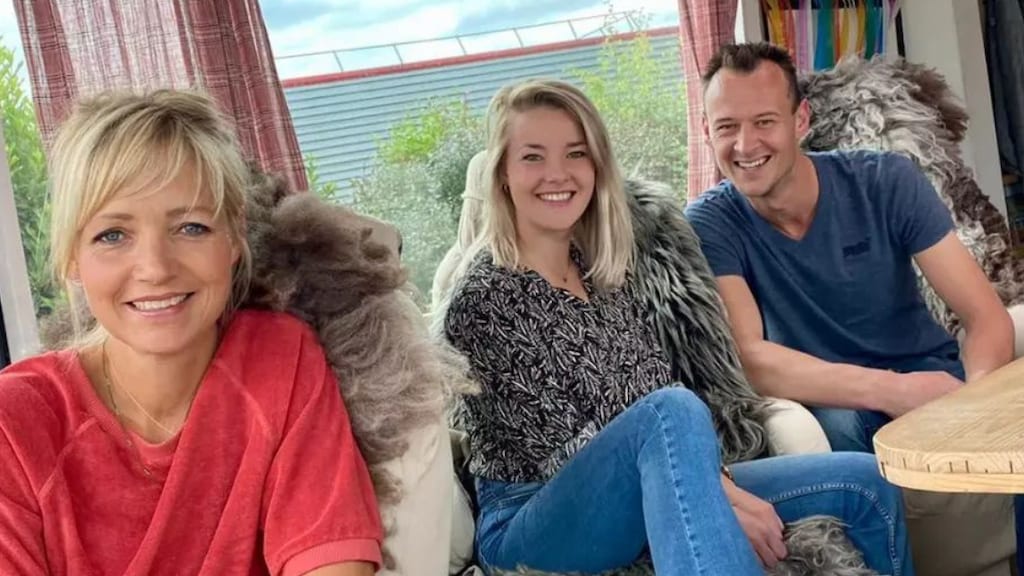 Boer Jouke en zijn Karlijn te zien in Onze Boerderij in Europa