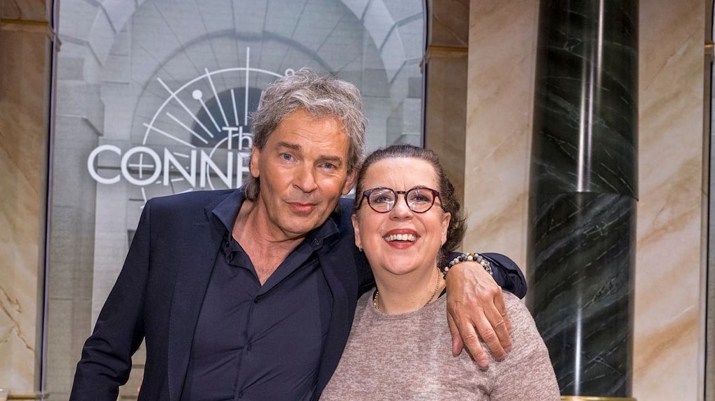 Francis van Broekhuizen speelt niet kandidaten, maar Matthijs van Nieuwkerk weg in The Connection