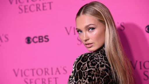 Romee Strijd eindelijk van mysterieuze hoofdpijn af: 'Voel me beter'
