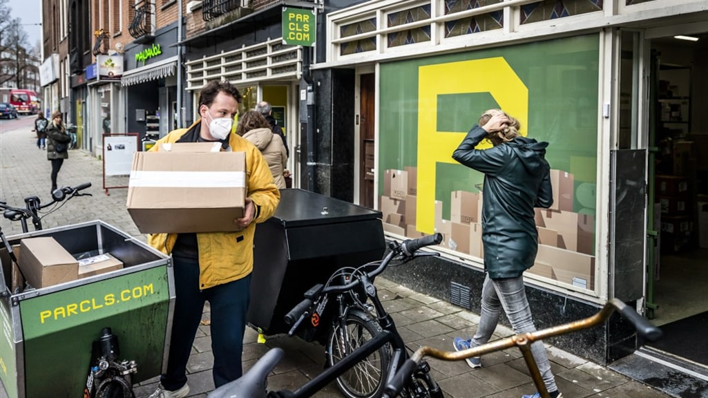 Duurzaam pakketbedrijf Parcls blijkt bodemloze put: 2,4 miljoen verdampt