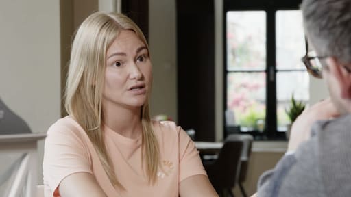 Rafaela gestalkt door ex in Zeeman Confronteert: 'Geslagen tijdens zwangerschap'